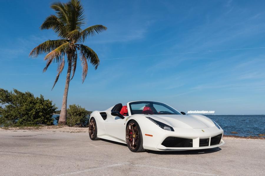  Ferrari 488 Spider on HRE Wheels (P201) 2019 года  (фото 6 из 7)